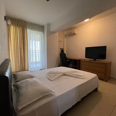 Lake Boutique Apartment